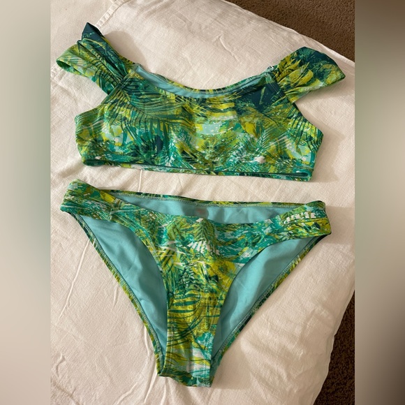 Coral Tropics by Apolo Swimwear Green Fern print Bakini - Picture 1 of 2
